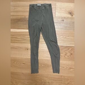 Rudy Jude
Green pointelle leggings
Size small 
GUC